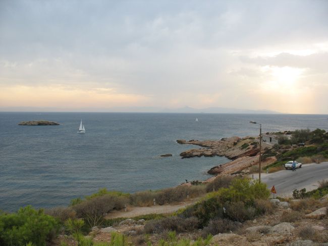sailingroundtheheadland2small (36K)